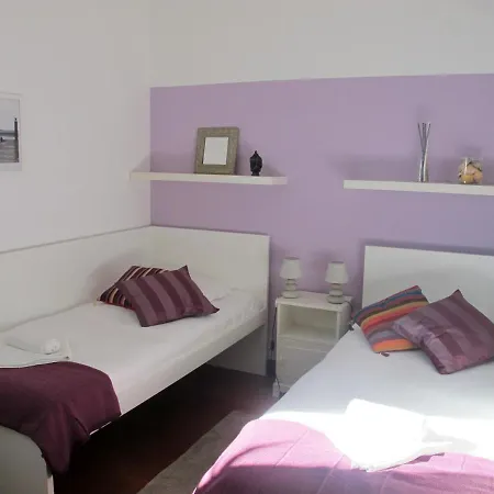 לינה וארוחת בוקר Double In Boutique - Guincho אלקבידצ'ה