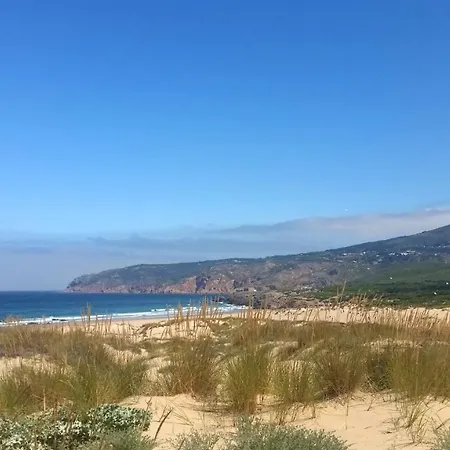 Double In Boutique - Guincho לינה וארוחת בוקר אלקבידצ'ה